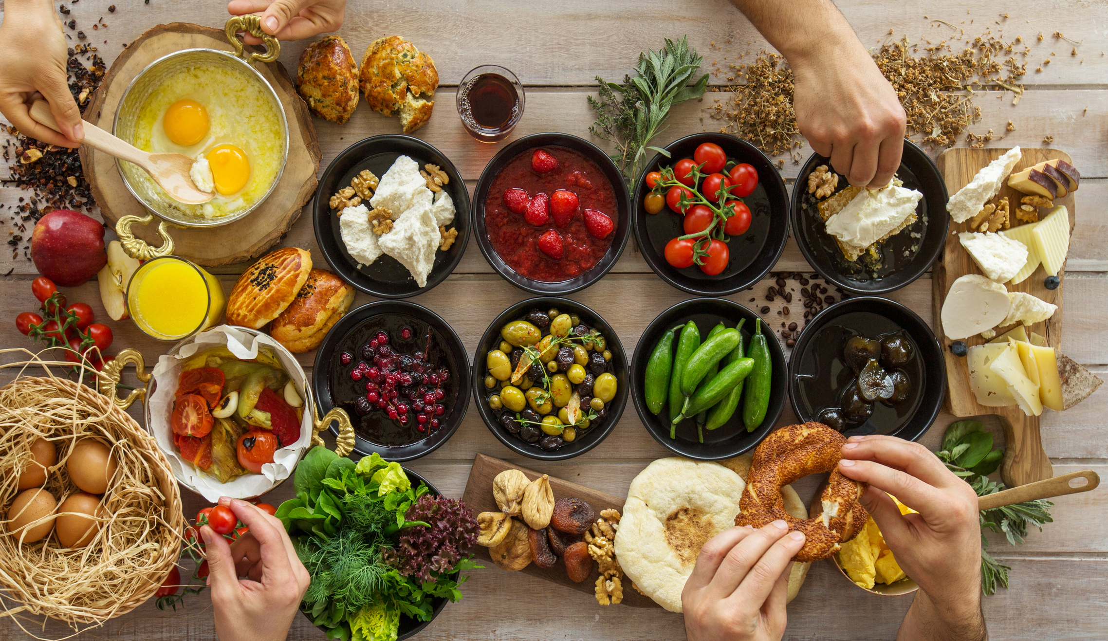 Polyphenols: The Secret Plant Compounds Linked to Longevity
