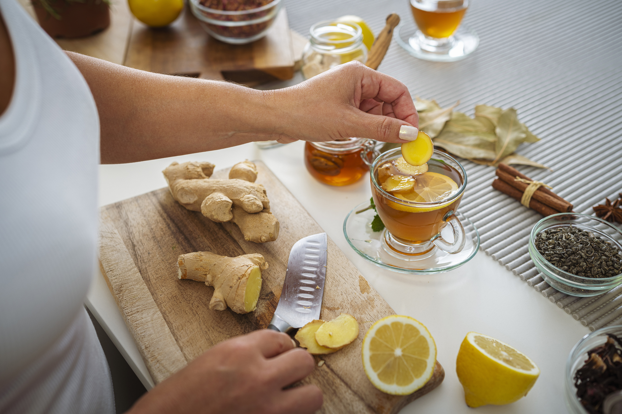 12+ Top Home Remedies to Lose Weight Naturally